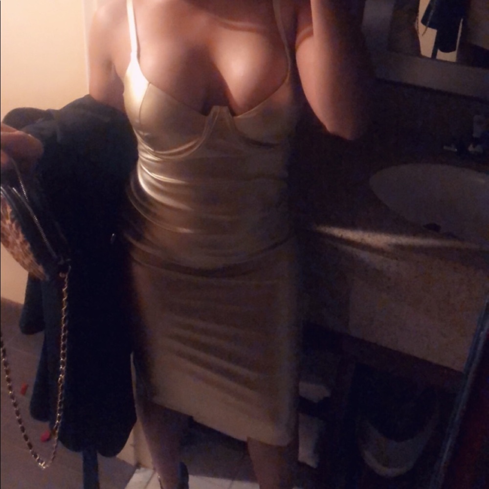 Beautiful gold dress